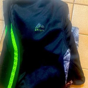 Reebok size 14-16 boys zip up hoodie